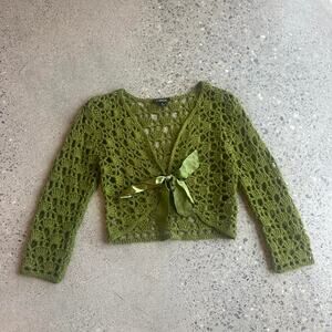 A Byer Women’s Small Top Green Crocheted Tie-Front Satin Bow Cardigan Boho